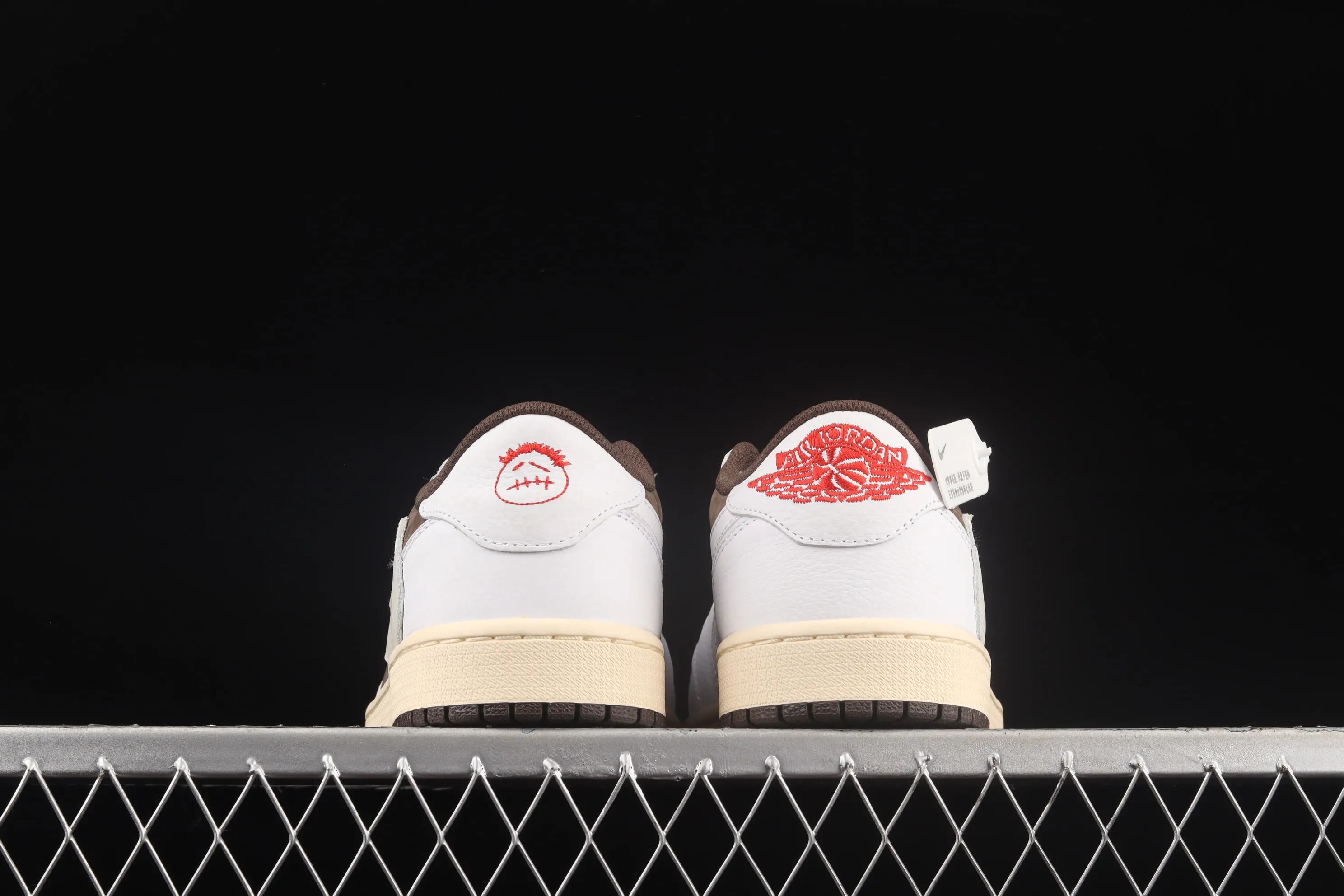 All Categories Air Jordan Jordan Series Basketball Shoes Air Jordan 1 Low Travis Scott x Air Jordan 1 Low OG AJ1 Joe 1 Overhook White Brown Suede Low-top Basketball Shoes DM2508-586